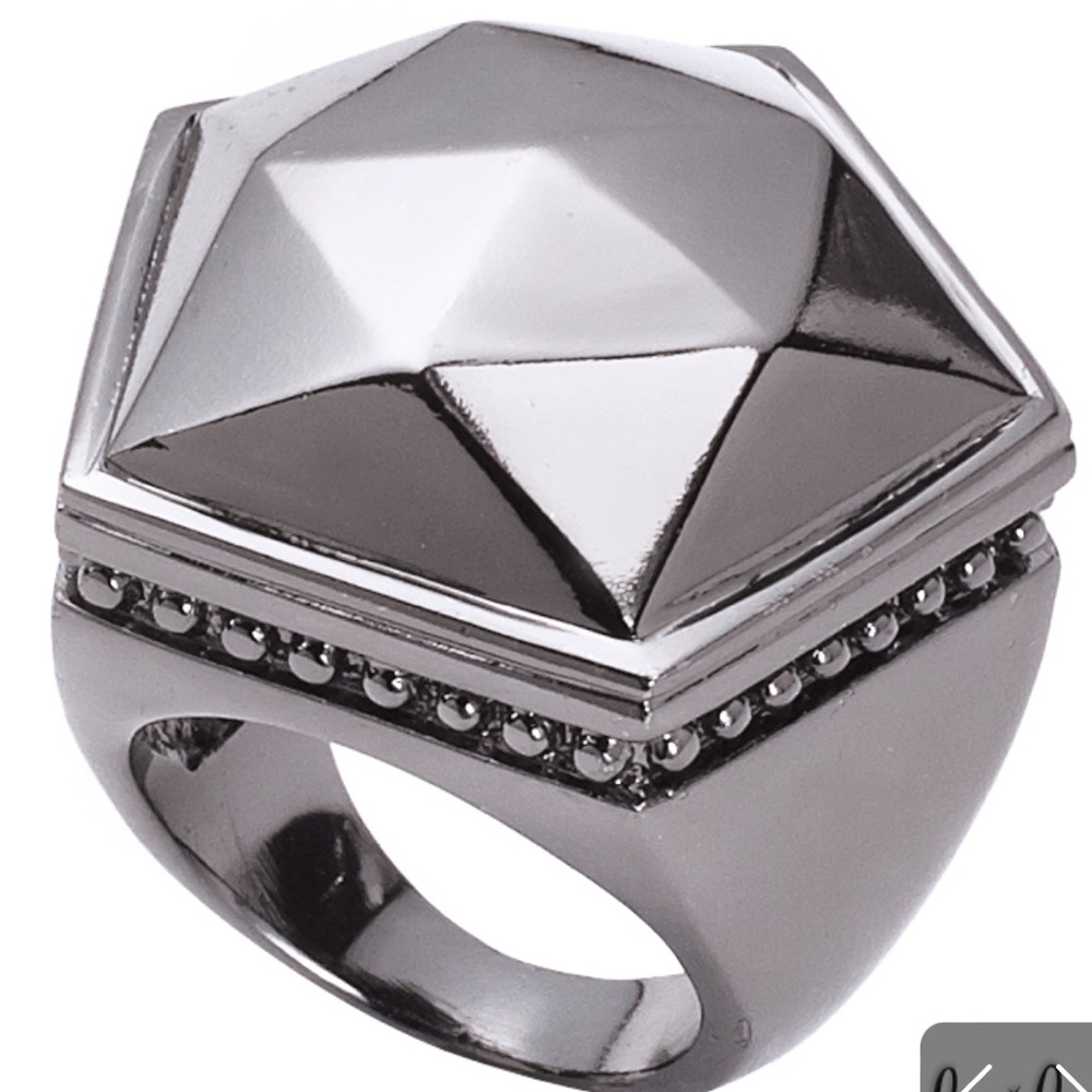 Matrix Ring - Size 7